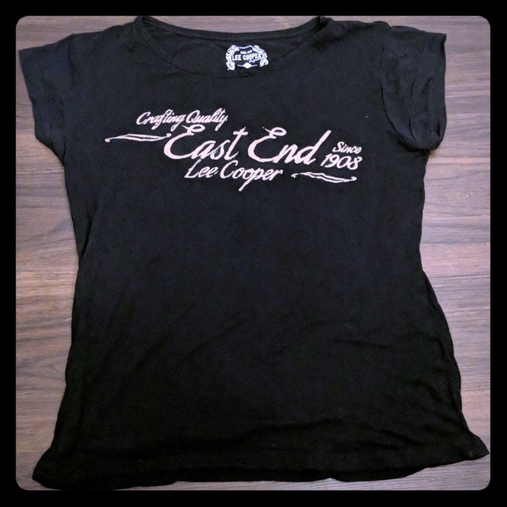 Short black top